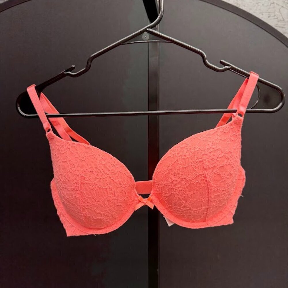 Victoria's Secret Coral Lace Push-Up Bra